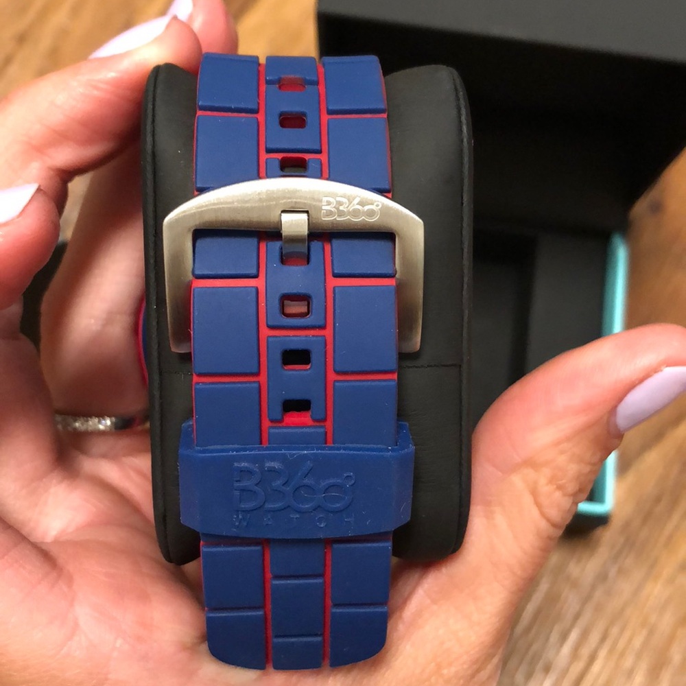 B360 watch - Picture 4 of 5